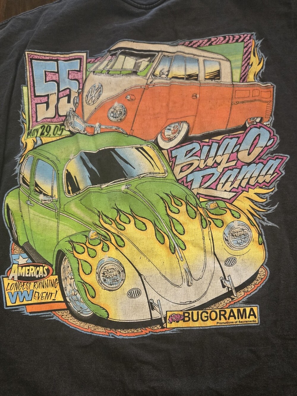 Bugorama Volkswagen Vintage Shirt Measuring At A Men's Size XL
